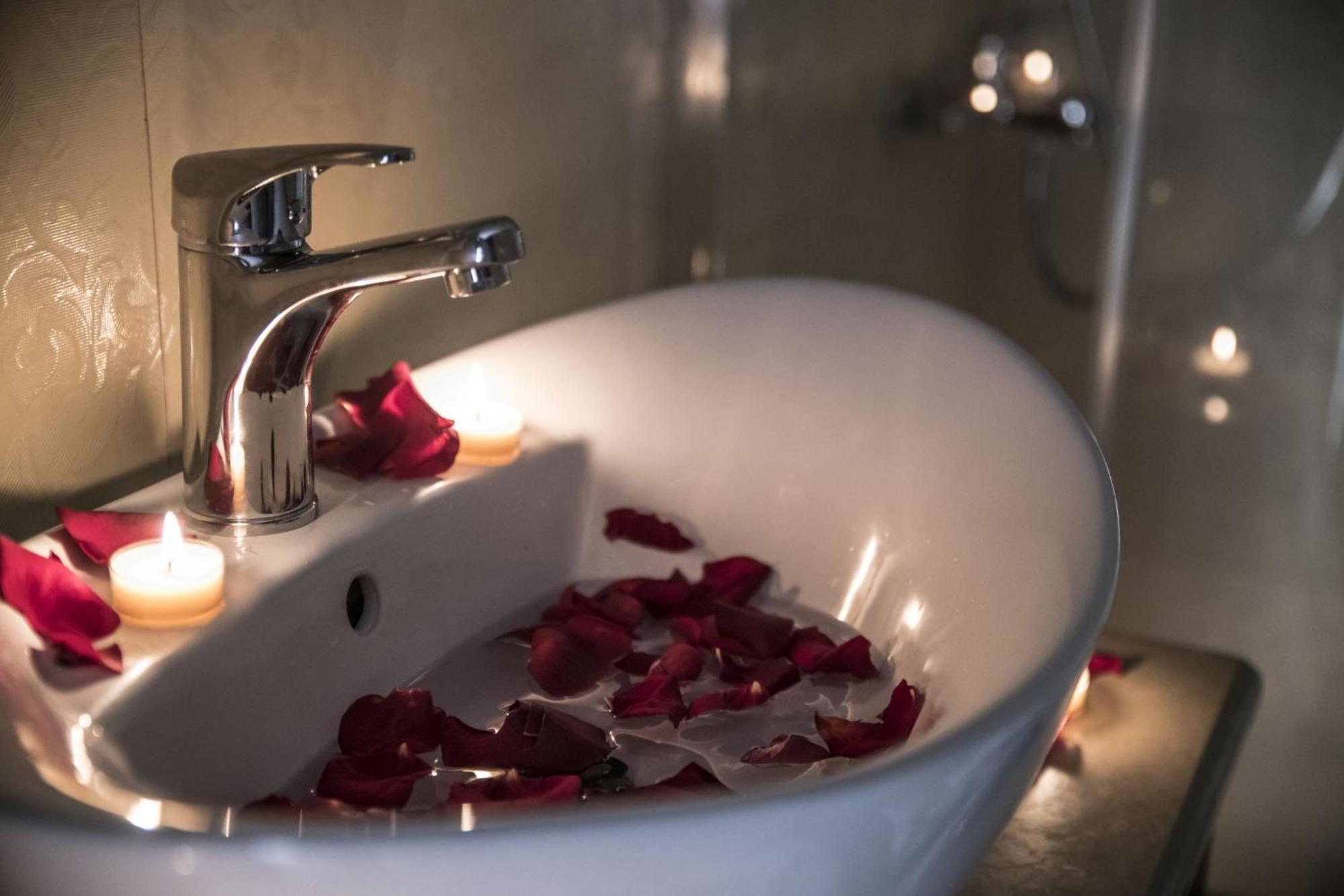Kleopatra Deluxe Apartment With Jacuzzi 卡米拉日 外观 照片