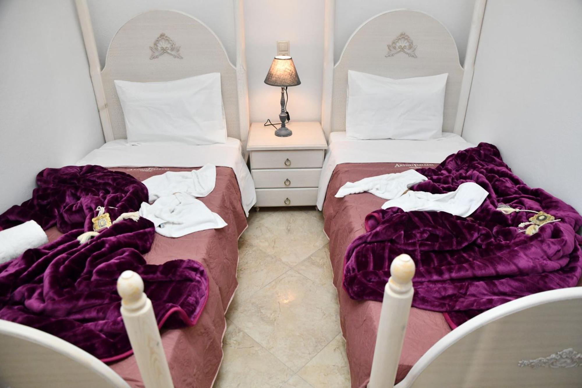 Kleopatra Deluxe Apartment With Jacuzzi 卡米拉日 外观 照片