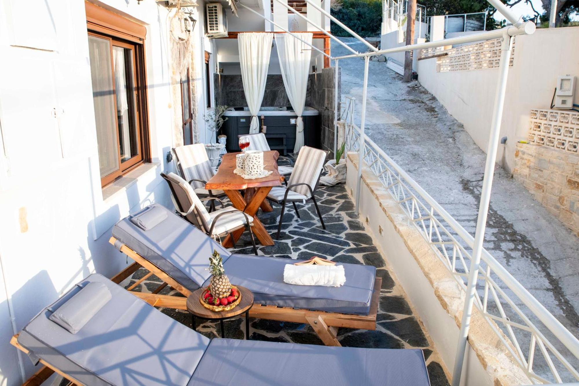 Kleopatra Deluxe Apartment With Jacuzzi 卡米拉日 外观 照片