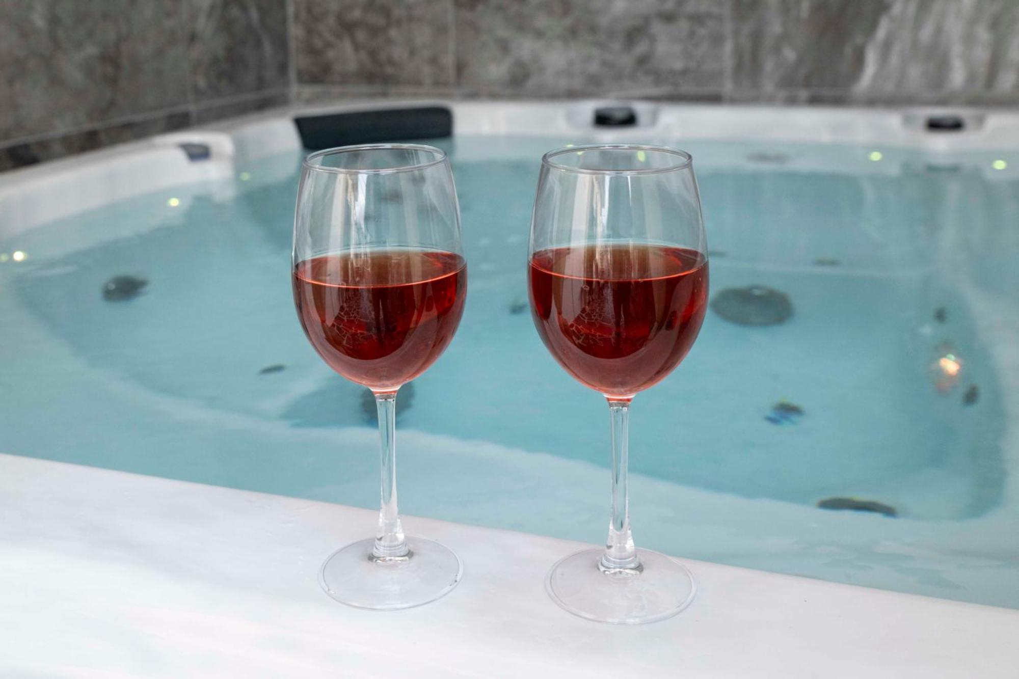 Kleopatra Deluxe Apartment With Jacuzzi 卡米拉日 外观 照片